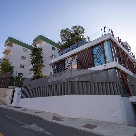 Nogalera Quintessence Apartment With Private Parking By Namaste Elite Torremolinos Bagian luar foto