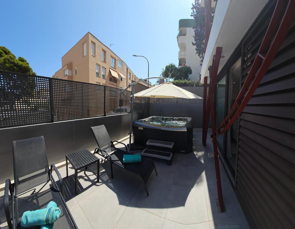Nogalera Quintessence Apartment With Private Parking By Namaste Elite Torremolinos Bagian luar foto