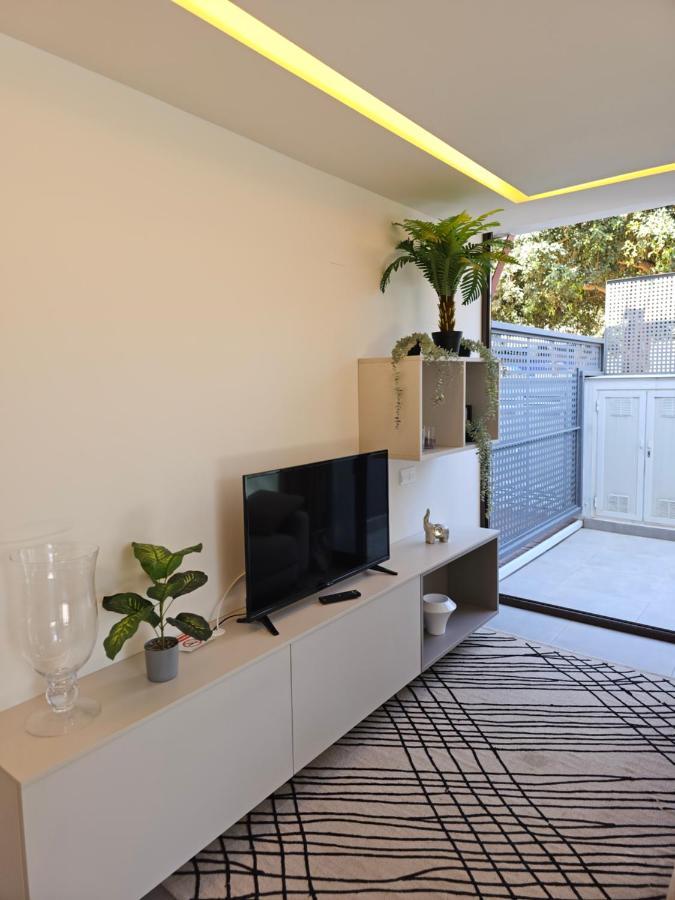 Nogalera Quintessence Apartment With Private Parking By Namaste Elite Torremolinos Bagian luar foto